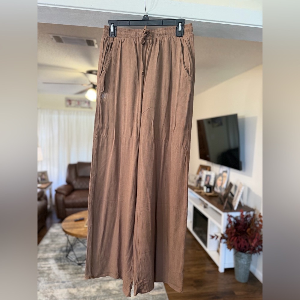 Wide Leg Drawstring Pants in Brown